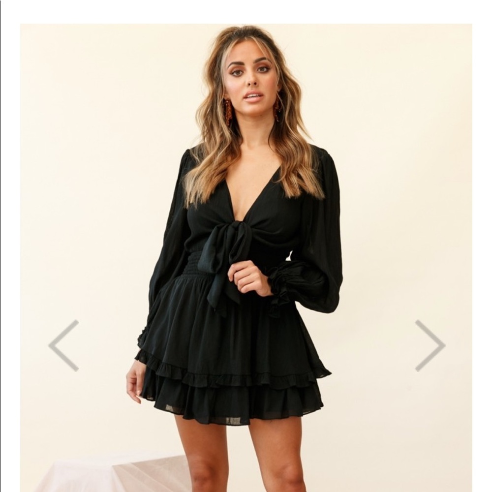 Long sleeved bow-tie front dress